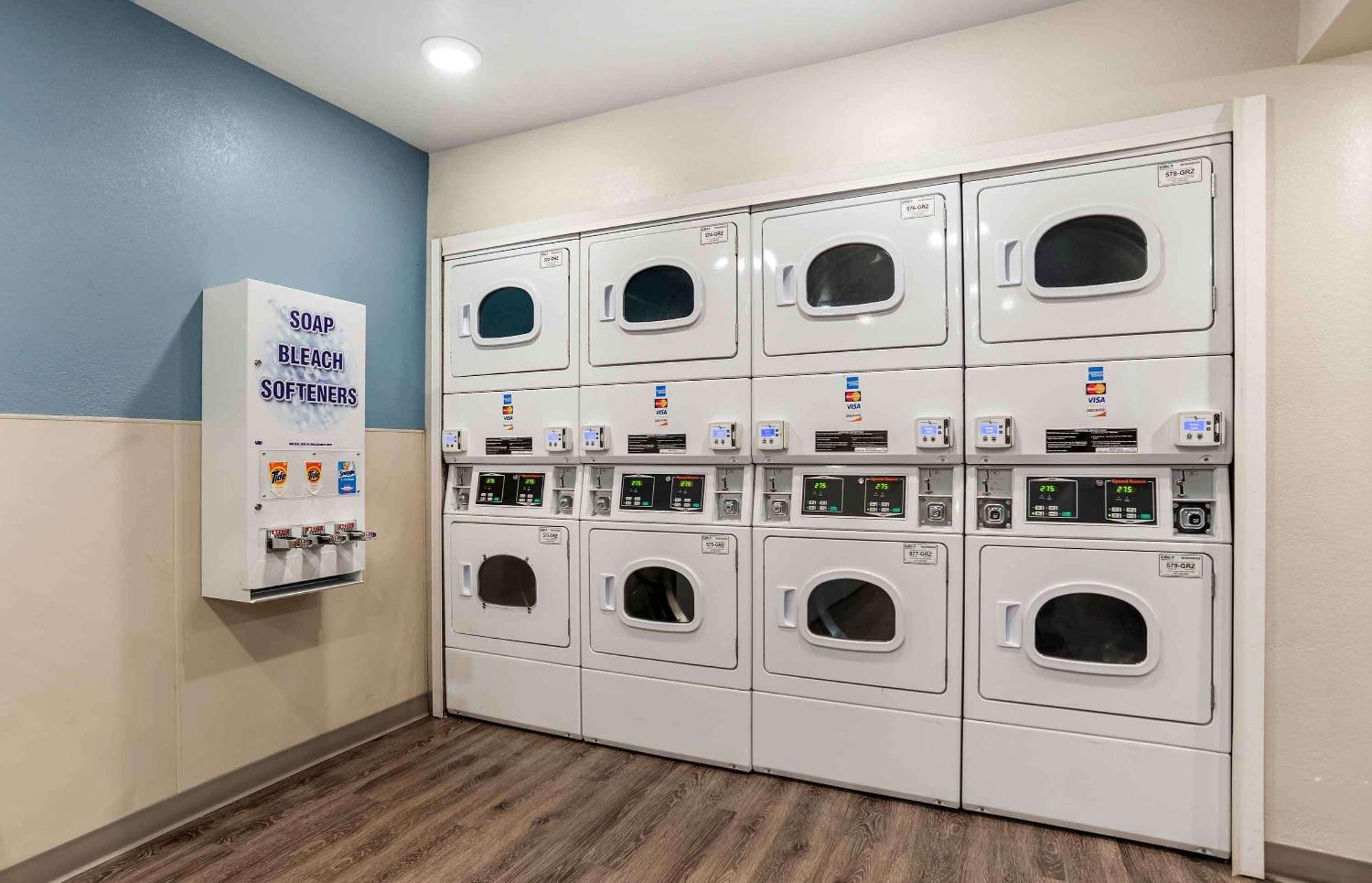 Extended Stay America Suites - New Orleans - Airport - I-10 เคนเนอร์ ภายนอก รูปภาพ
