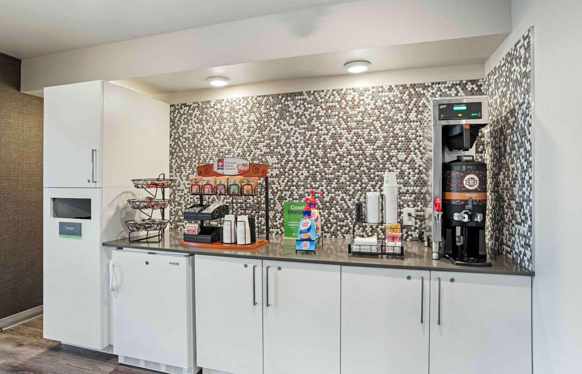 Extended Stay America Suites - New Orleans - Airport - I-10 เคนเนอร์ ภายนอก รูปภาพ